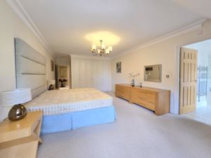 Photo 28- click for photo gallery